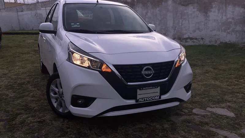 Nissan March 2022