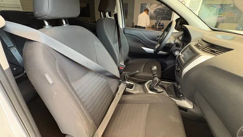 Nissan Frontier 2024