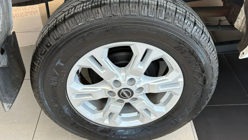Nissan Frontier 2024