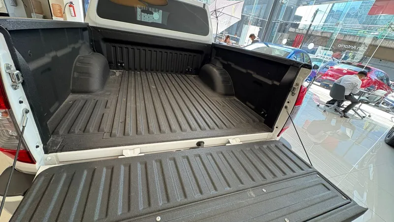 Nissan Frontier 2024
