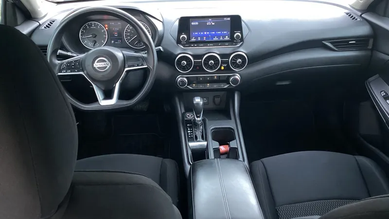 Nissan Sentra 2023