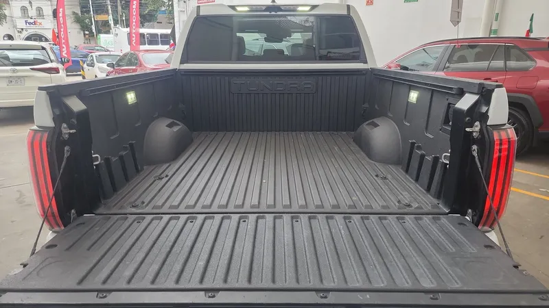Toyota Tundra 2023