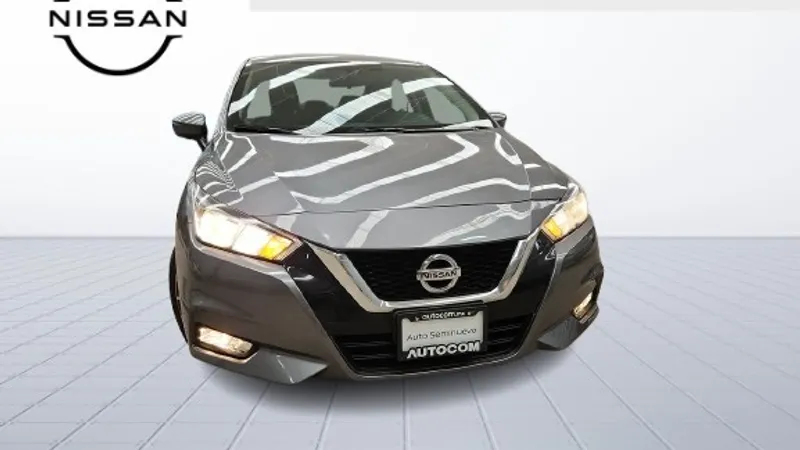 Nissan Versa 2021