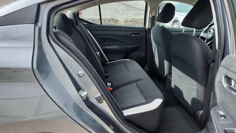 Nissan Versa 2021