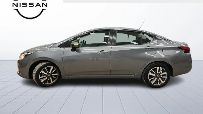 Nissan Versa 2021
