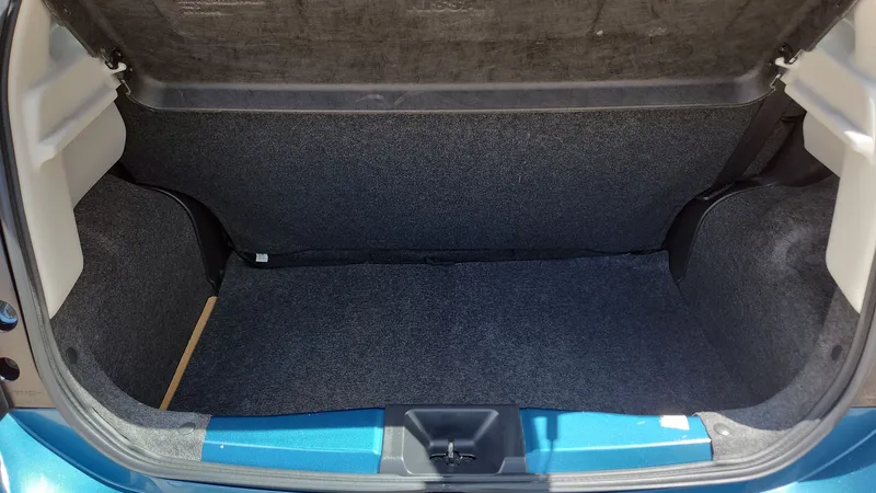 Nissan March 2020