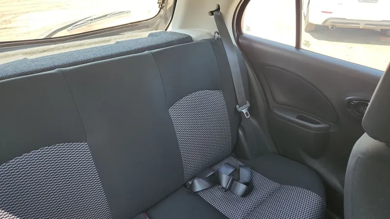 Nissan March 2020