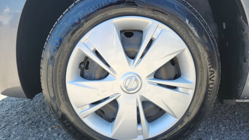 Nissan March 2020