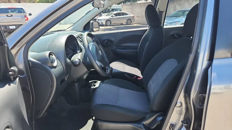 Nissan March 2020