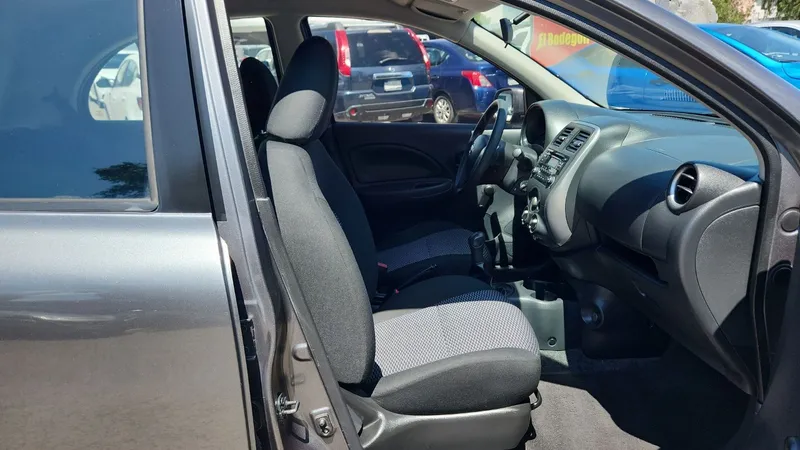 Nissan March 2020