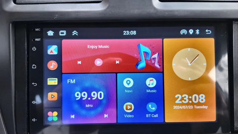 Nissan March 2020