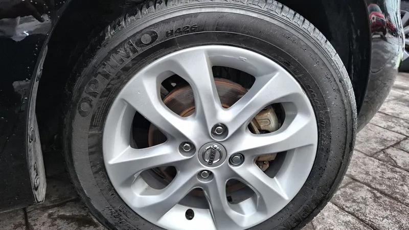 Nissan March 2020