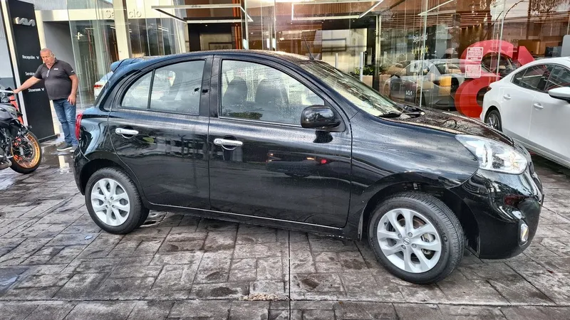 Nissan March 2020