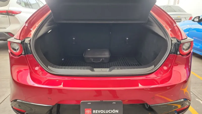 Mazda Mazda 3 2023