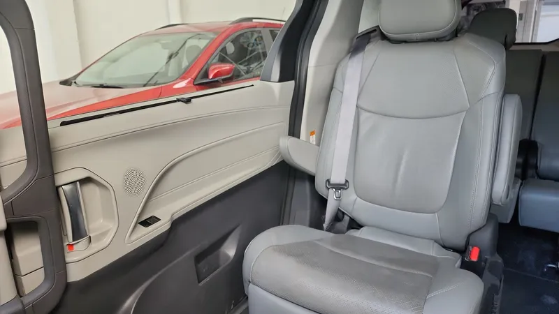 Toyota Sienna 2023