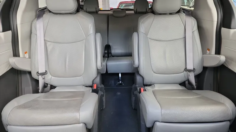 Toyota Sienna 2023