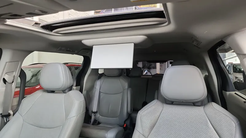 Toyota Sienna 2023