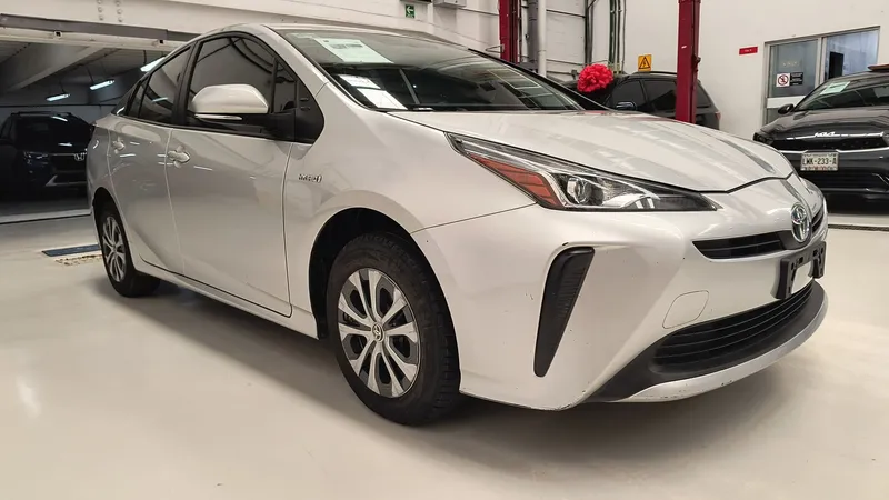 Toyota Prius Base 2021