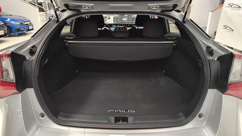 Toyota Prius Base 2021