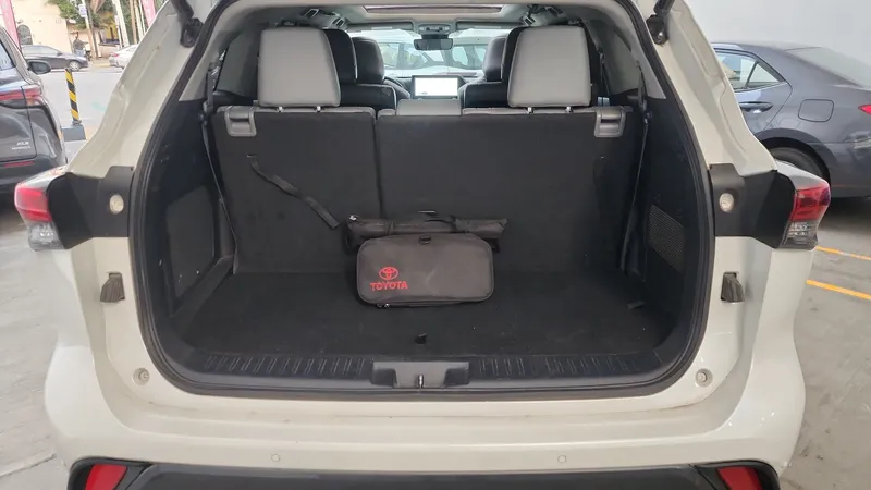 Toyota Highlander 2023