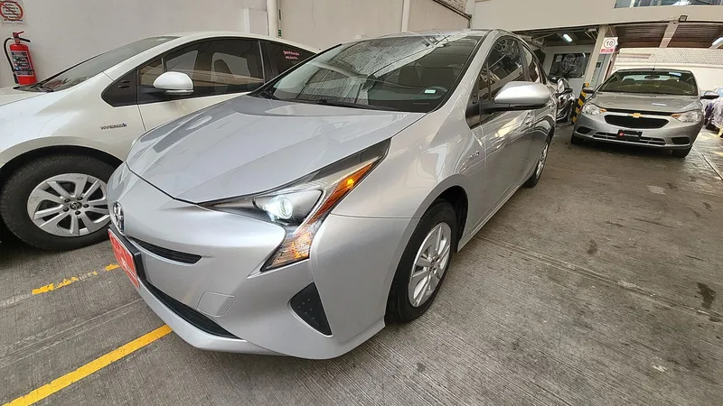 Toyota Prius 2018