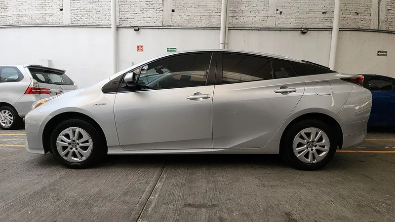 Toyota Prius 2018