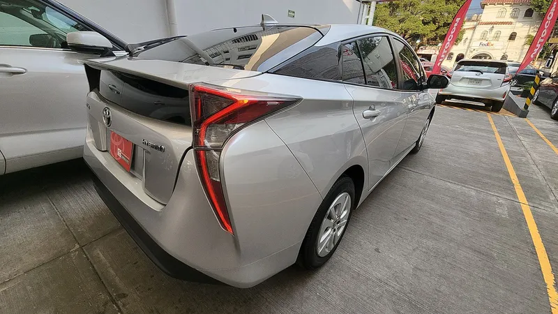 Toyota Prius 2018