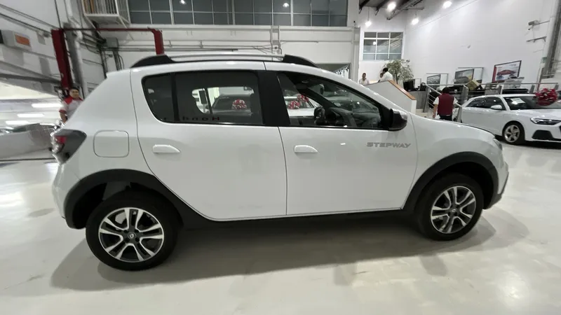 Renault Stepway Intens Cvt 2023