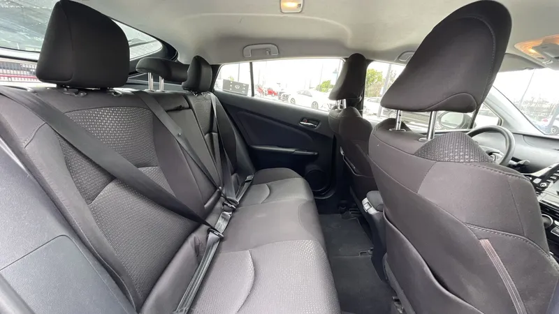 Toyota Prius 2021