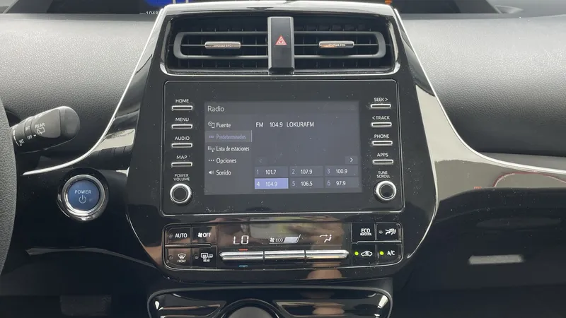 Toyota Prius 2021