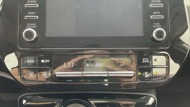 Toyota Prius 2021