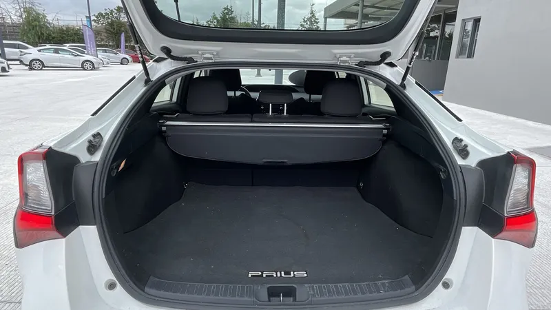 Toyota Prius 2021