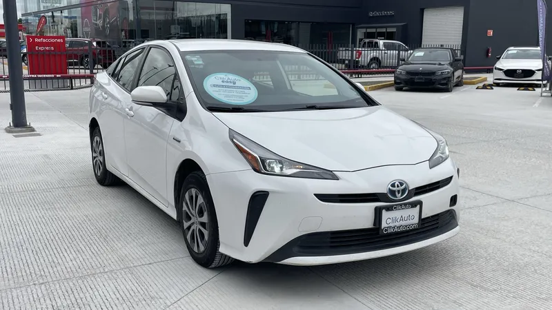 Toyota Prius 2021