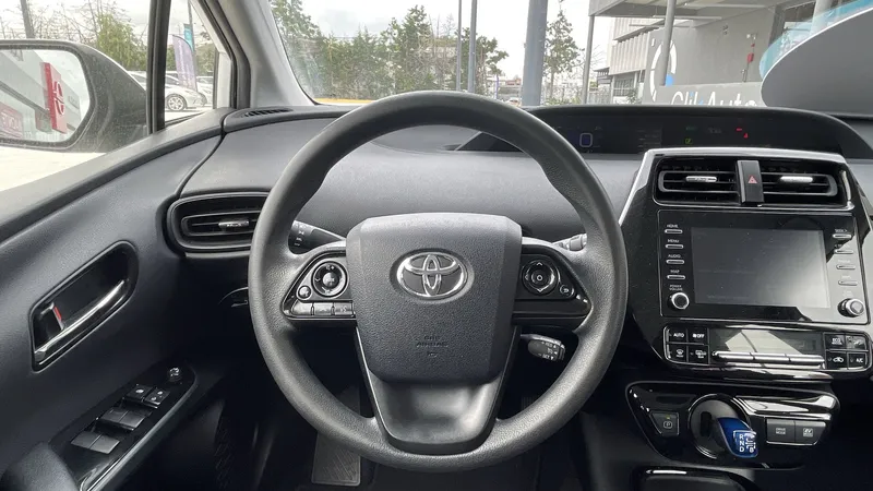 Toyota Prius 2021