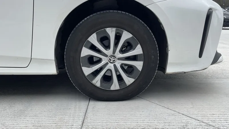 Toyota Prius 2021