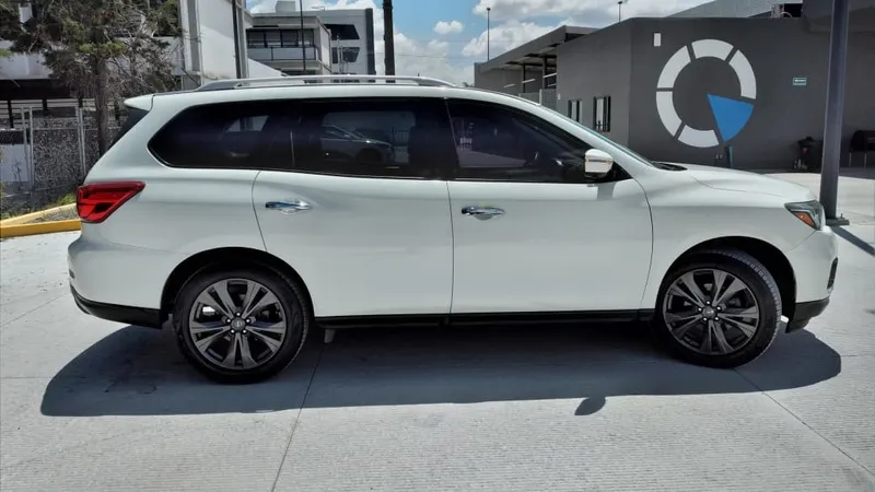 Nissan Pathfinder 2020