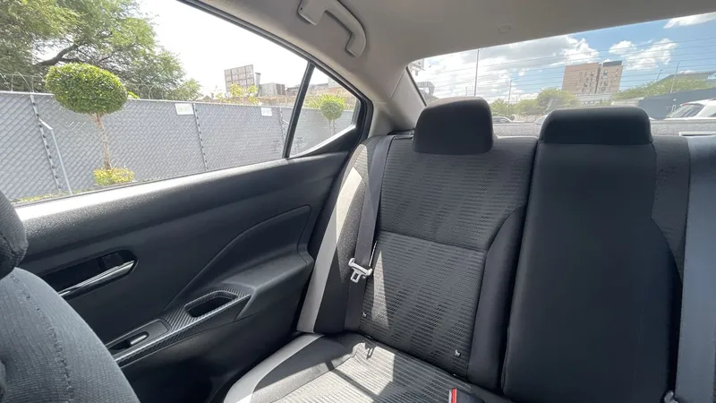 Nissan Versa 2020