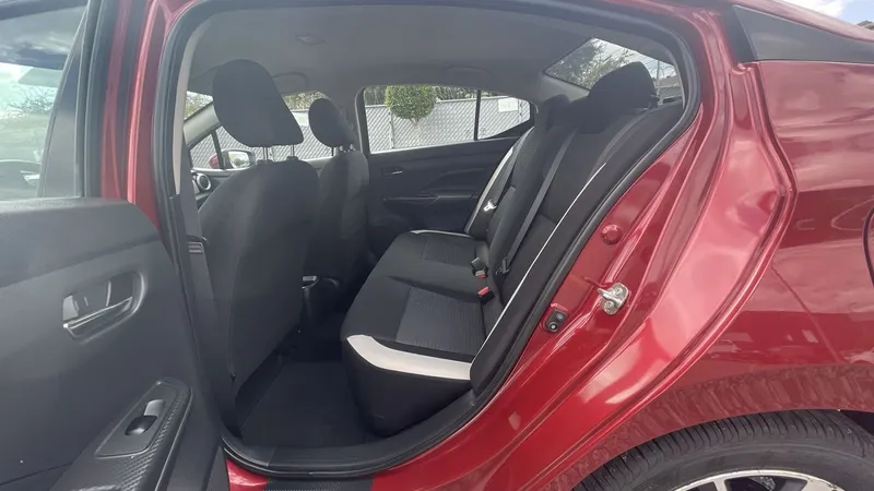Nissan Versa 2020