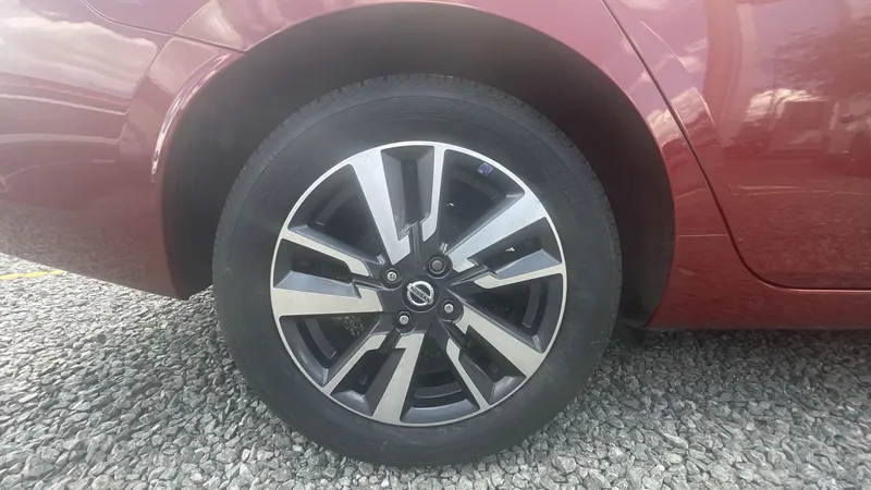 Nissan Versa 2020