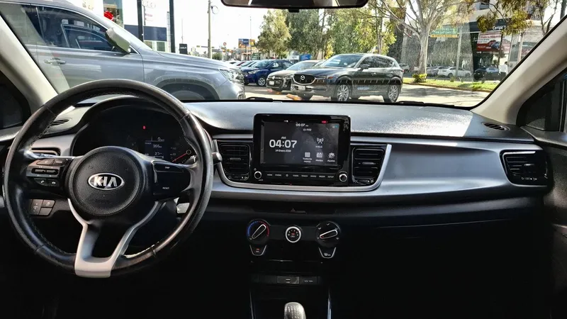 Kia Rio Sedan 2021
