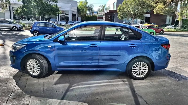 Kia Rio Sedan 2021