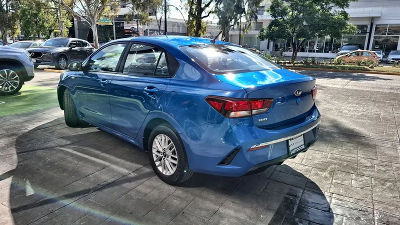 Kia Rio Sedan 2021