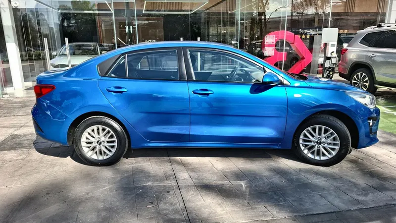 Kia Rio Sedan 2021