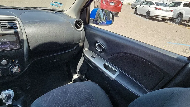Nissan March 2020