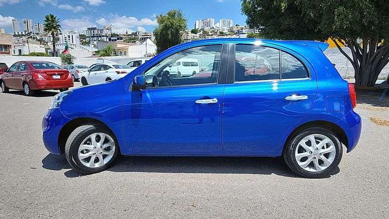 Nissan March 2020