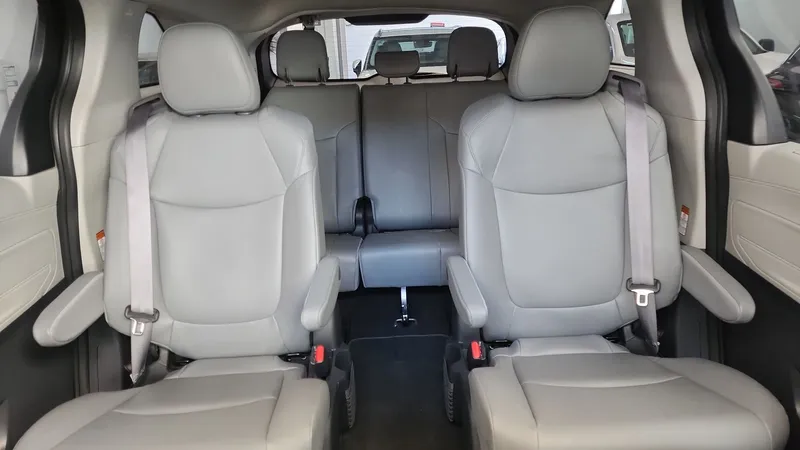 Toyota Sienna 2023
