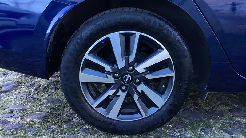 Nissan Versa 2023