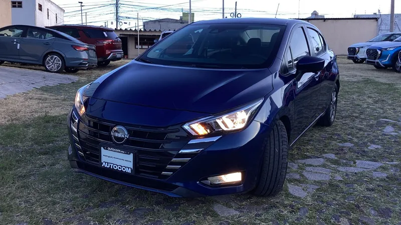 Nissan Versa 2023