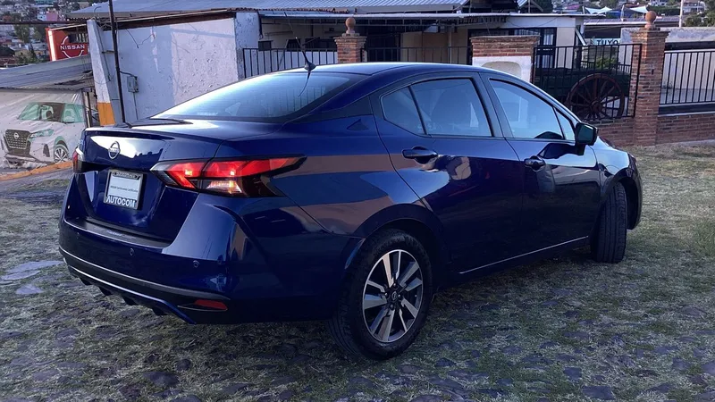 Nissan Versa 2023