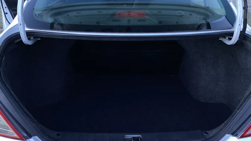 Nissan V-drive 2022